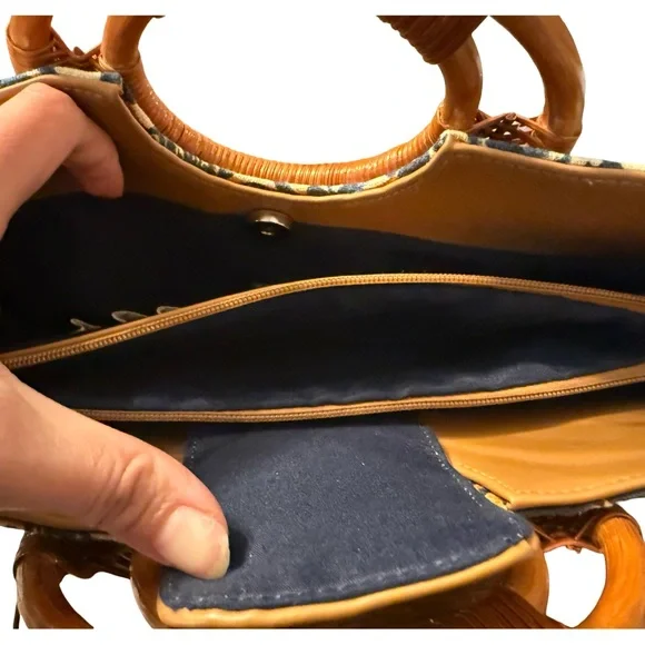 Vintage Paradox Blue Toile Top Handle Handbag Bamboo Rattan Handles Coastal - Picture 3 of 7